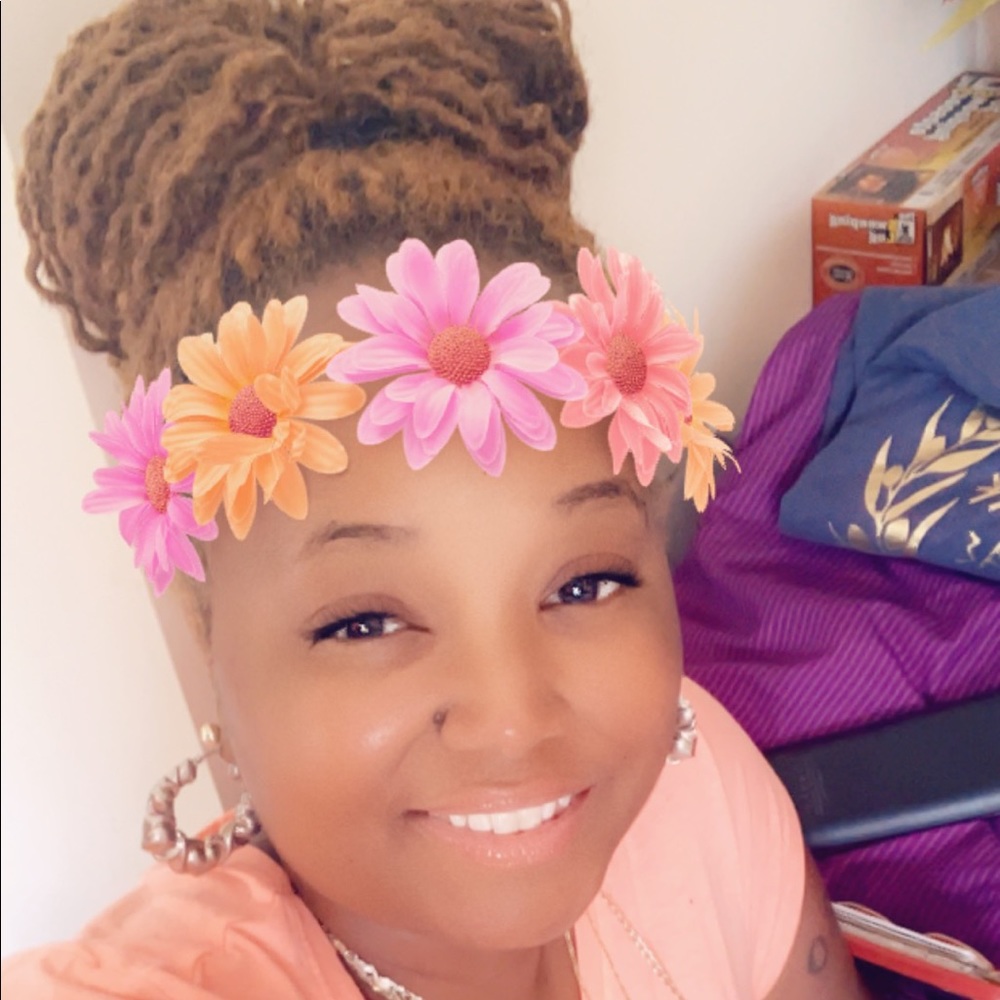 Meet your Posher, Toni